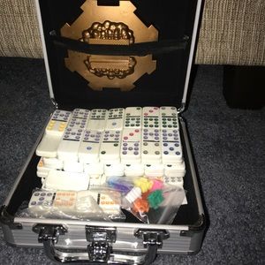 Cardinal Mexican Train —- Domino